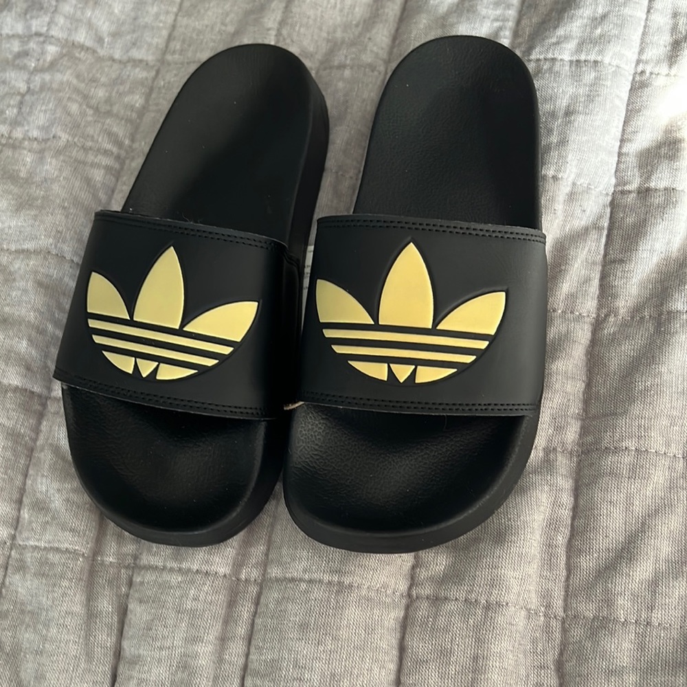 Adidas Original Black Slides